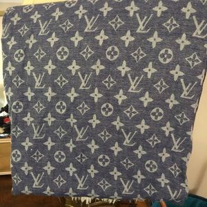 Louis Vuitton scarf